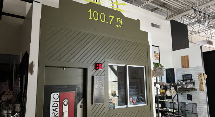A photo of the exterior of 100.7 Ferndale Radio's studio at the Rust Belt Market.